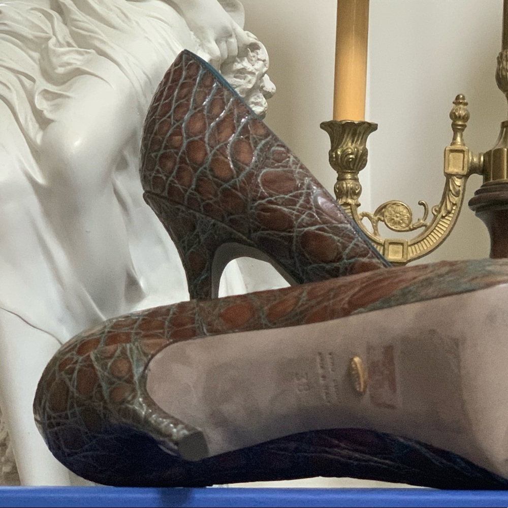 Sergio Rossi Real Crocodile New $1690 Authentic - Picture 8 of 8